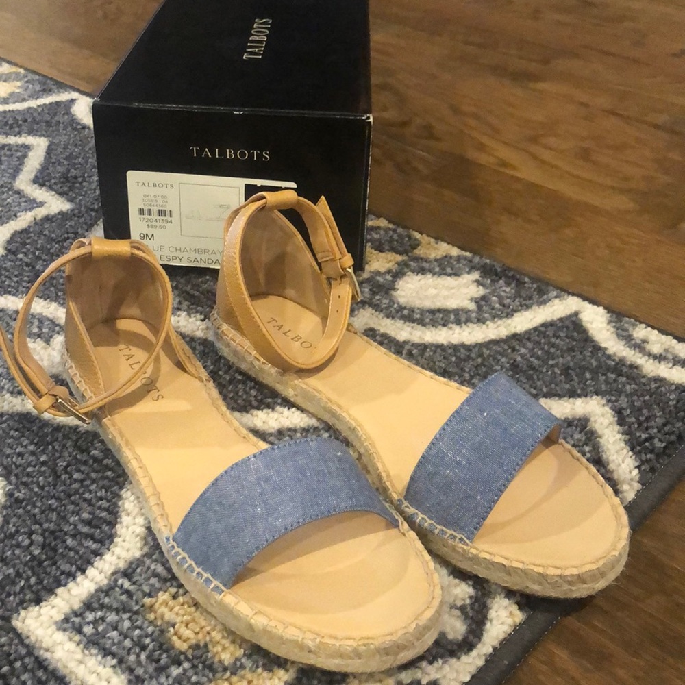 NWT Talbots Blue Chambray Ivy Espy Sandals